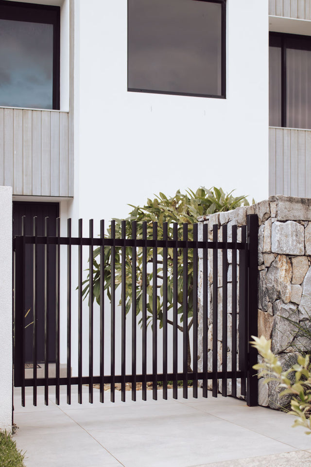 Blade Fencing Panel 50 x 10 50mm Gap 1200 x 2390