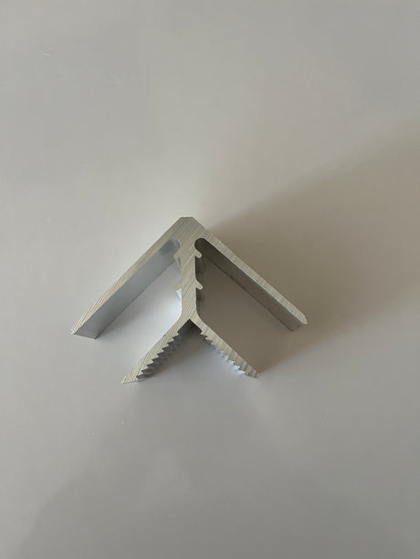 DIY Slat Corner Bracket